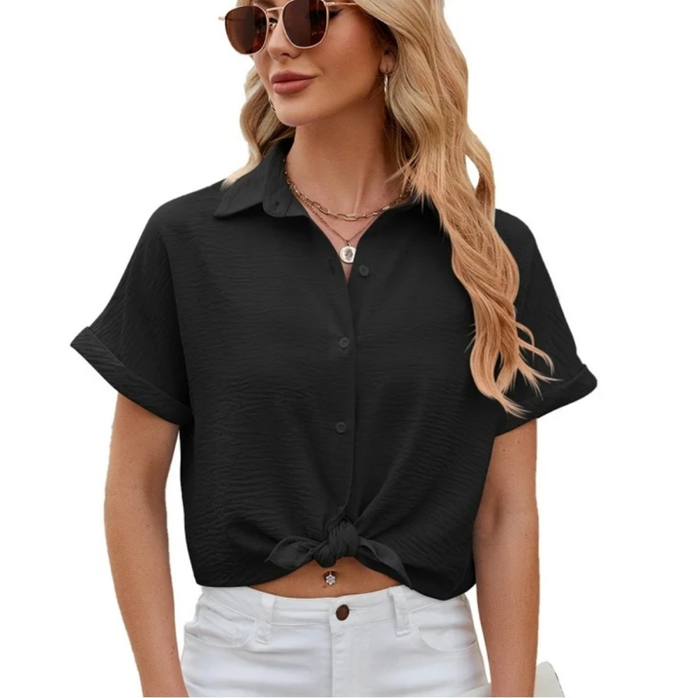 Candile’s Black Textured the front camp shirt size S